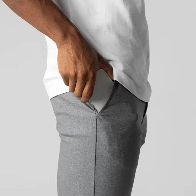 Close-up of the flexible waistband on the men's stretch chinos