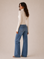 Close view of the rib knit and the two-way zip pull