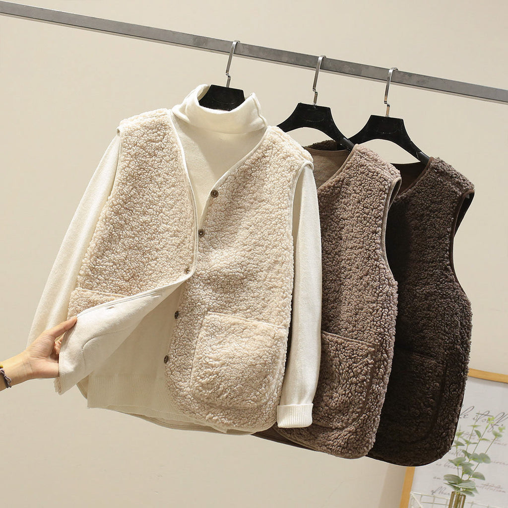 Additional photo of the Men's Sweater Vest (sweaters), view 5