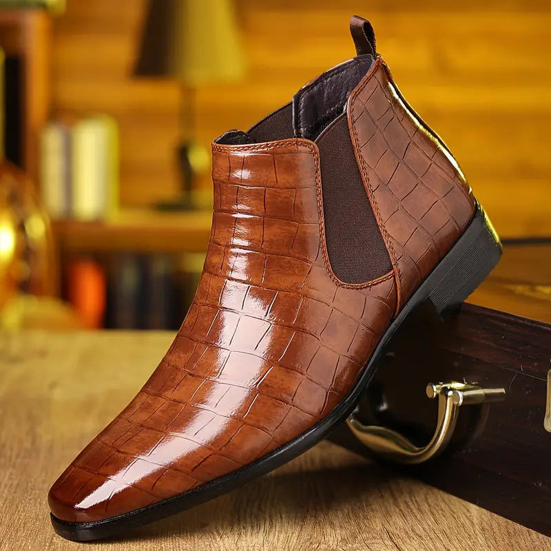 Men's leather Chelsea boots in dark brown