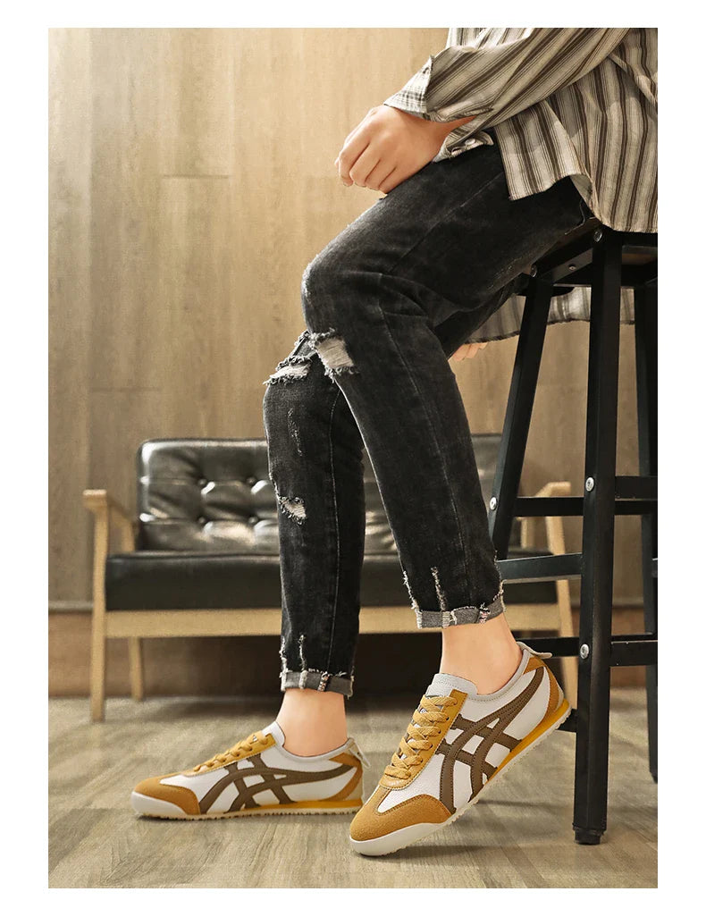 Men's retro suede sneaker — detail of the fabric and stitching