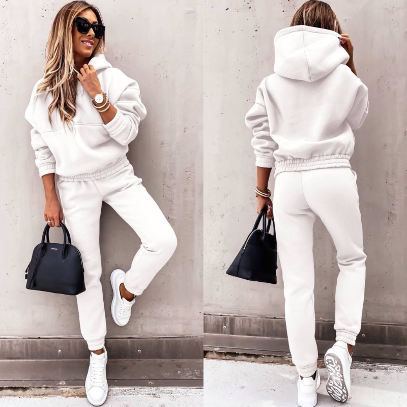 Fleece Hoodie and Jogger Matching Set for Women in Camel