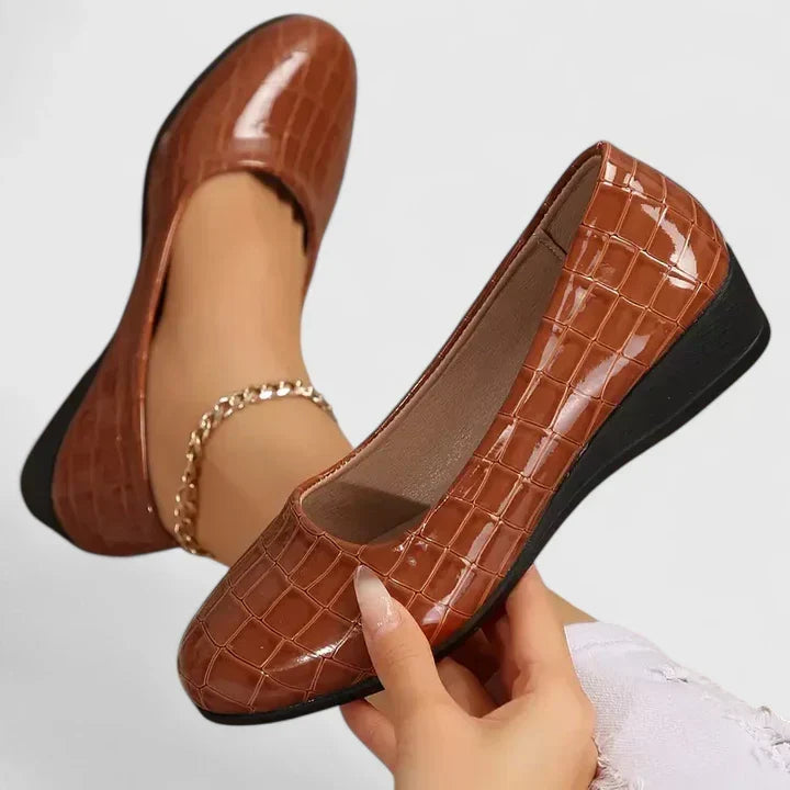 Plantar Fasciitis Shoes for Women in Brown