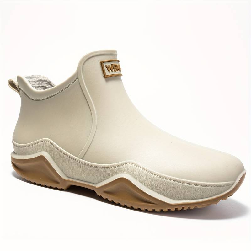 Waterproof rain boots for women, rear view of the low ankle shaft